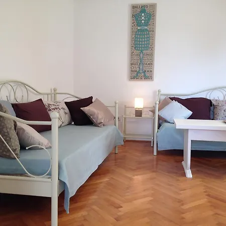 Laura Apartment Porec